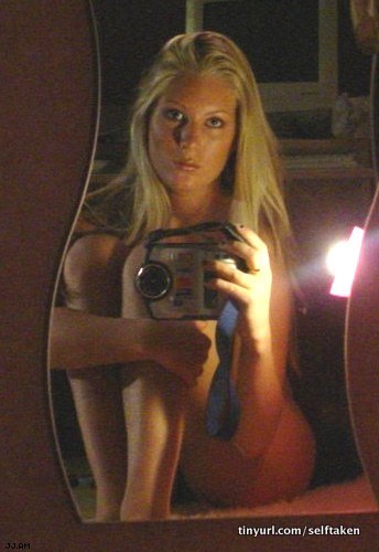 amateur photo Selfshot_mirror00193