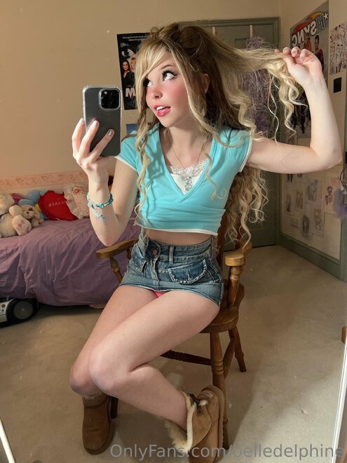 Belle-Delphine-Short-Skirt-Strip-Pussy-Tease-Onlyfans-Video-26