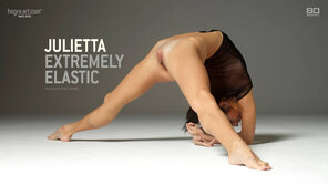 julietta-extremely-elastic-board