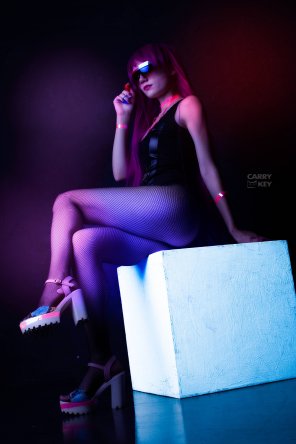 amateur photo [self] Neon and legs. What can be better? ;)