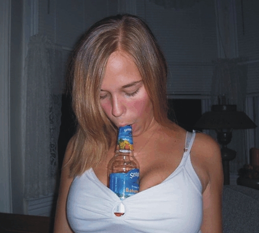 amateur photo beer-bottle-boobs-abilities