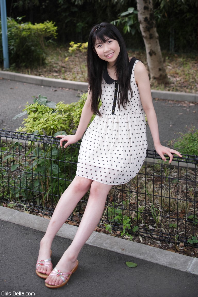 amateur photograph GirlsDelta-Hiromi-011