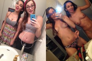 amateur photo 2 girls in 2 pictures