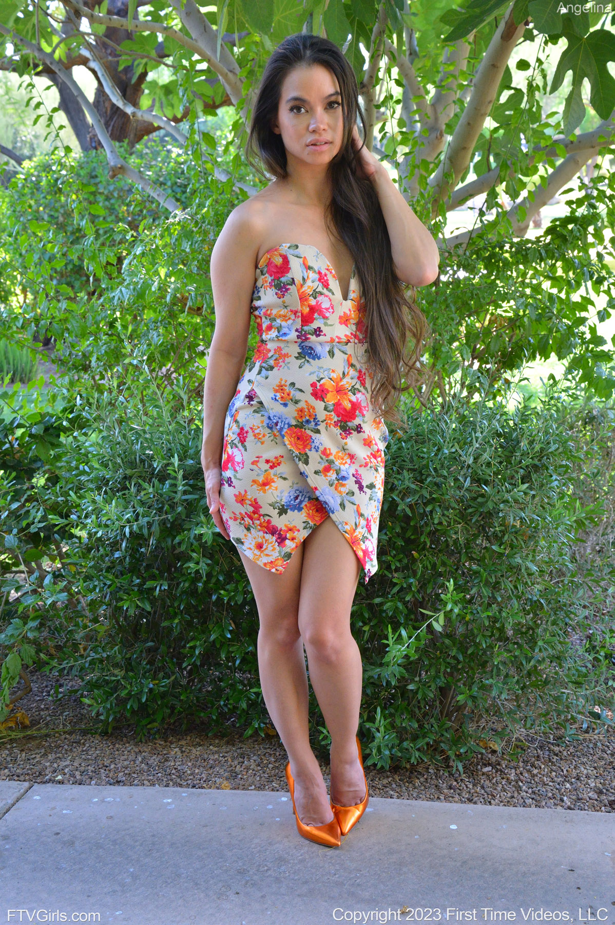 amateur photo angelina-floral-dress-and-heels-ftv-girls-2