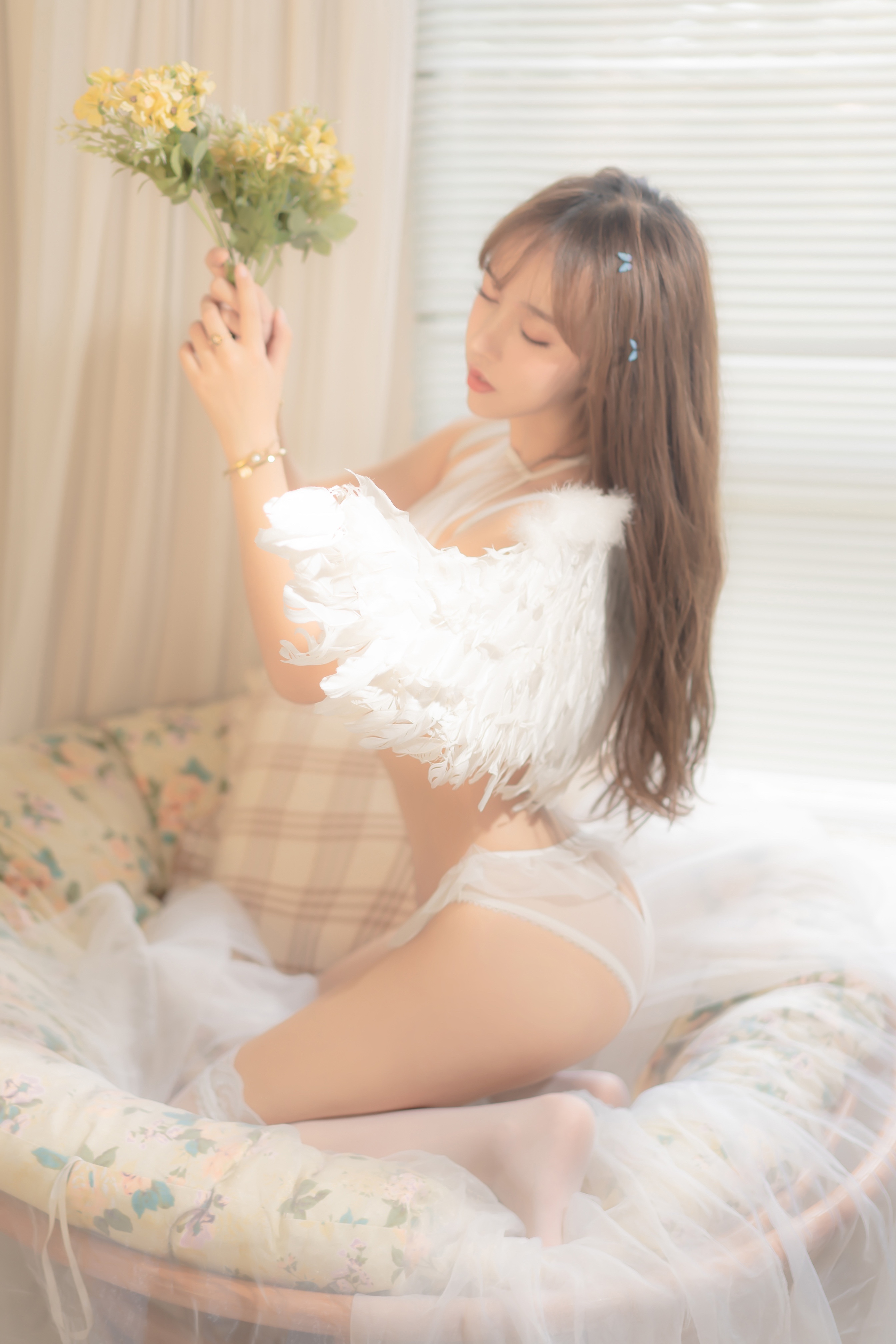 amateur photo Mixian Sama (过期米线线喵) - 坠落天使 (24)