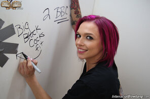 amateur pic ANNA BELL PEAKS PIC2 GLORYHOLE GANGBANG