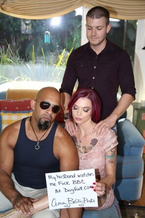 amateur pic ANNA BELL PEAKS PIC497