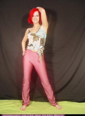 amateur pic normicawber - Lindsey Collection 2 - 0186 - pinkpants001 (2)