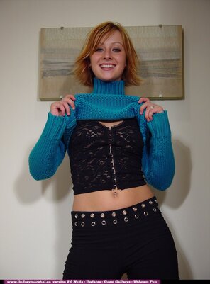 amateur pic normicawber - Lindsey Collection 2 - 0276 - sweater021 (2)