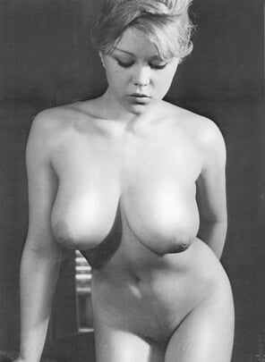 amateur pic margaret-nolan-vintage-nude