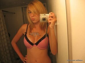 amateur pic Selfshot_mirror01297