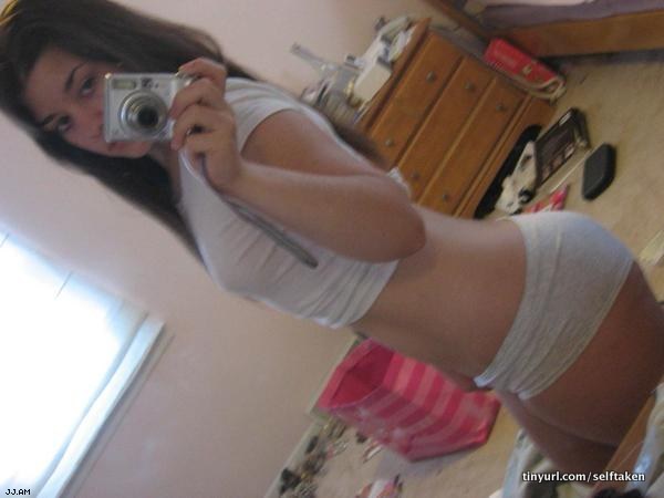 amateur photo Selfshot_mirror00372