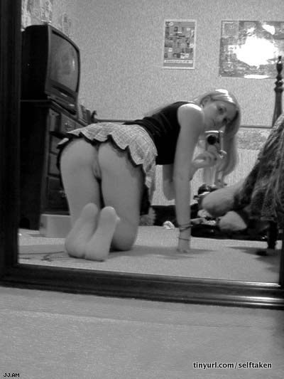 amateur photo Selfshot_mirror00891