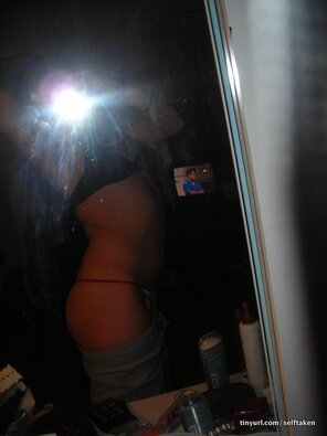 amateur pic Selfshot_mirror00400