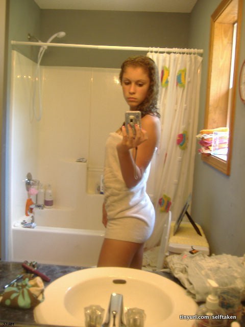 amateur photo Selfshot_mirror00878