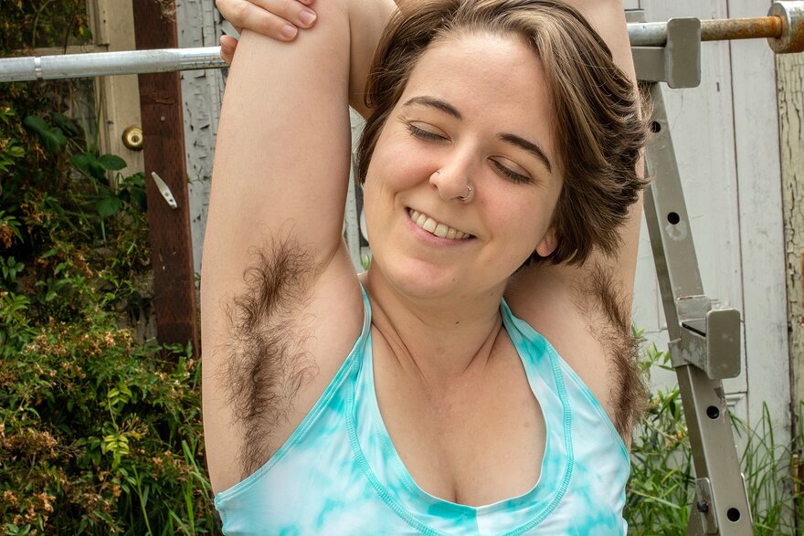 Hairy Nikki