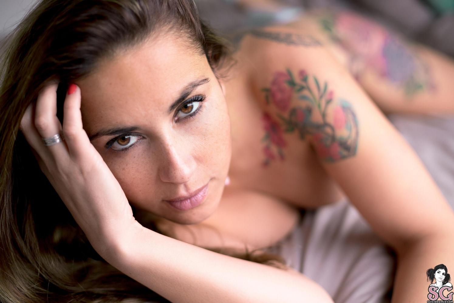 amateur photo Suicide Girls - Kitty - A Winter Sunday (40 Nude Photos) (37)