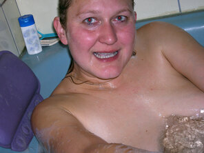 amateur photo Corbiena naked in bathtub
