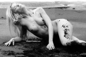 amateur photo Eva Habermann nude tits 003