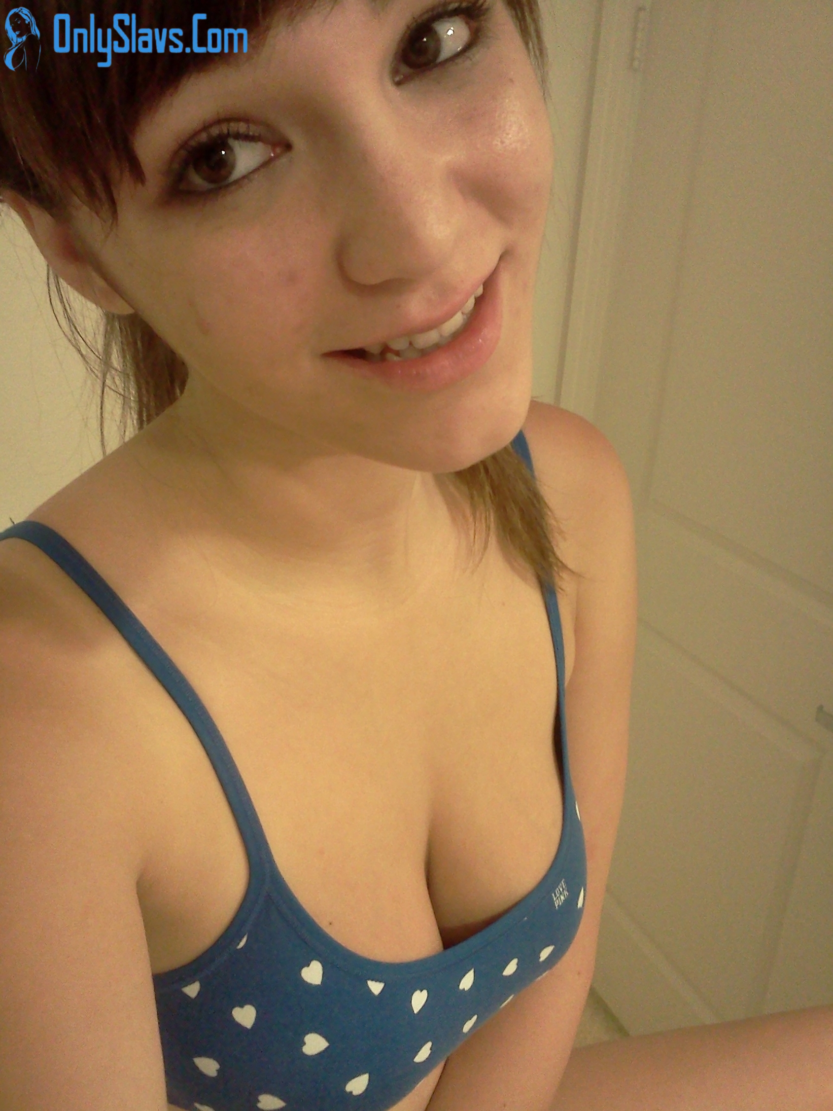 amateur photo Nude Amateur Pics - Busty Teen Selfies45