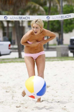 amateur photo Miami beach-ball boondoggle