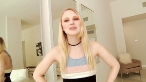 amateur pic lily-rader-meets-mandingo_1080p.mp4_20240912171558_0021