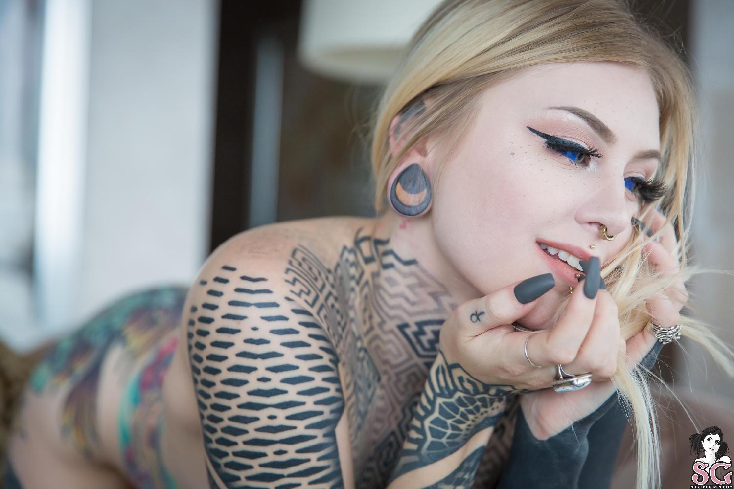 amateur photo Suicide Girls - Droptop - Baby Blues (48 Nude Photos) (46)