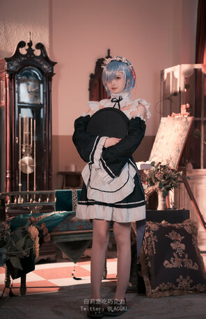 amateur pic BLACQKL - Rem Maid (6)