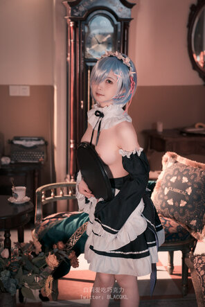 amateur photo BLACQKL - Rem Maid (18)