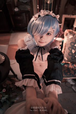 amateur pic BLACQKL - Rem Maid (32)