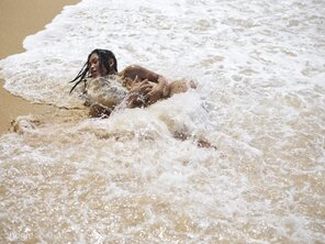 hiromi-nude-beach-41-14000px