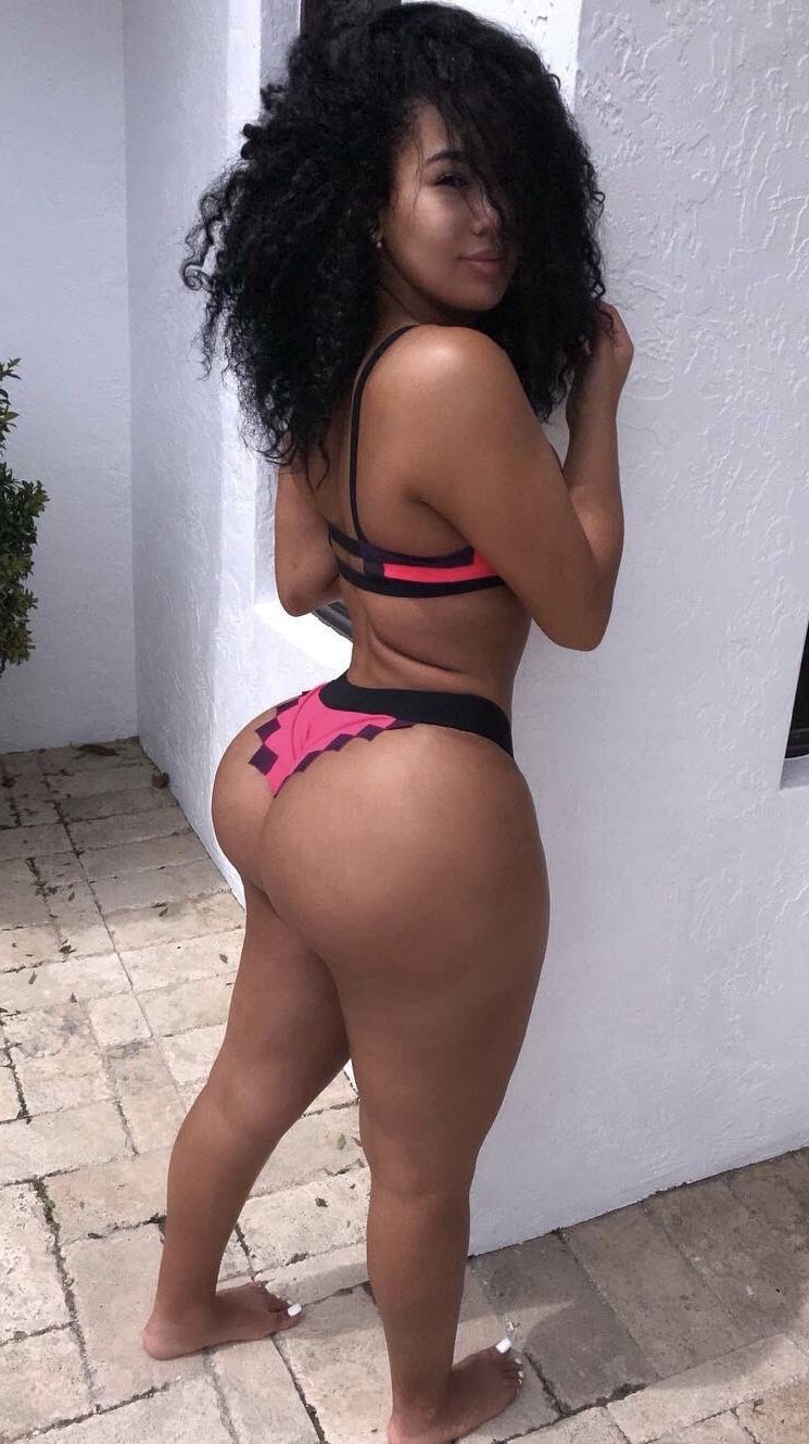 Super Thick Latinas