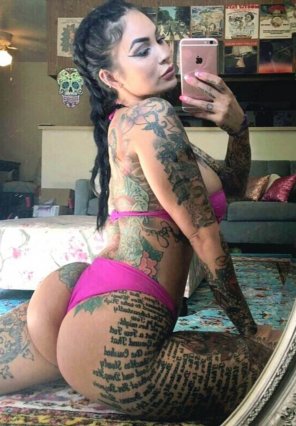 Tatted up Asian thicky