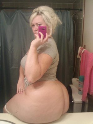 White Girl with a Fat Ass
