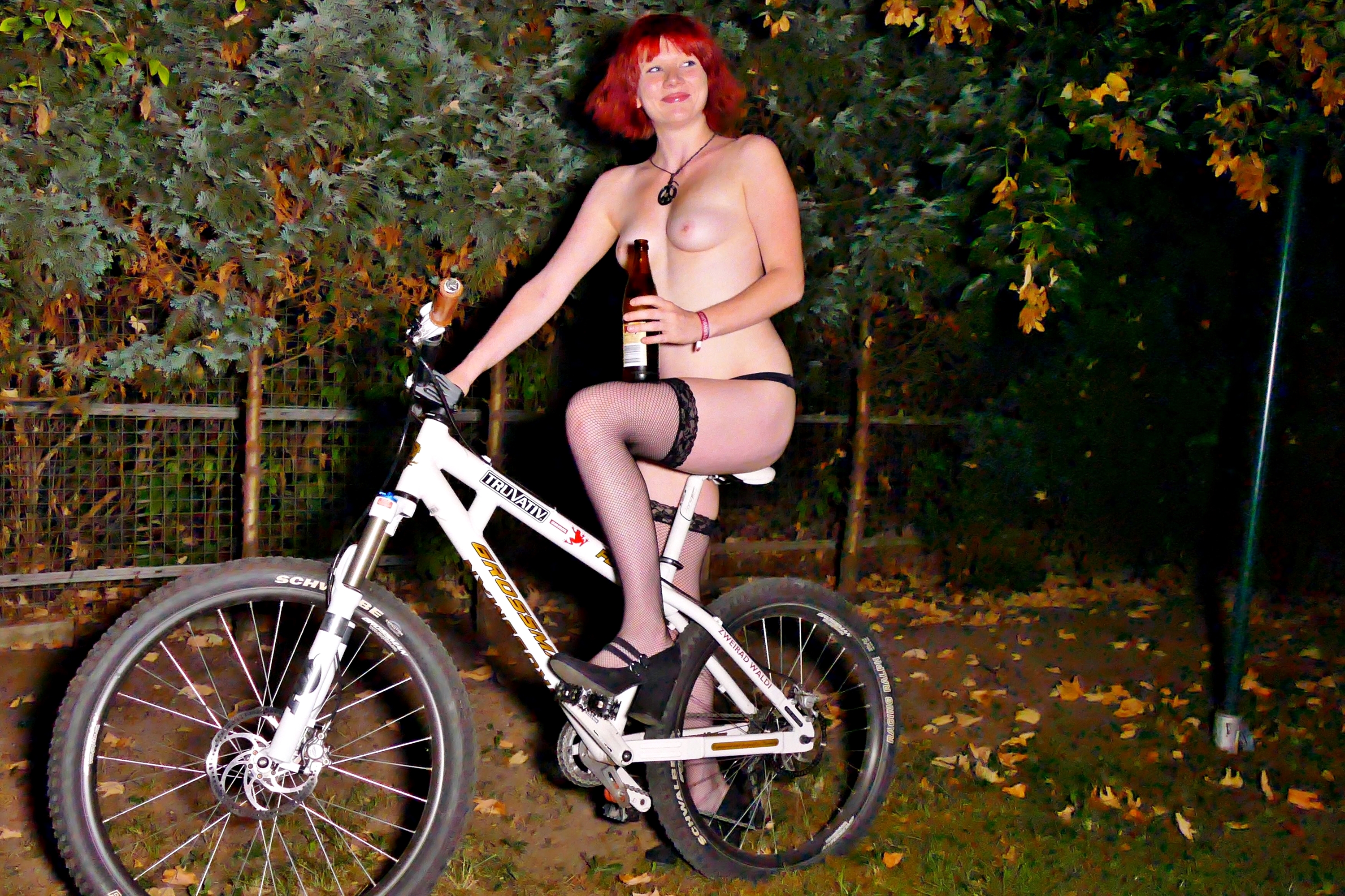 amateur photo Camille Bike 85