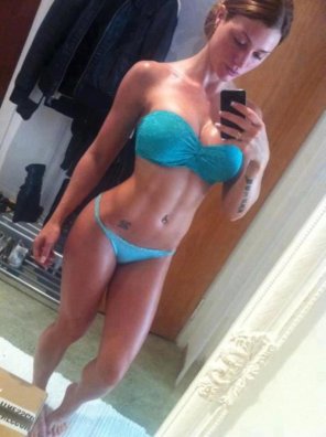 amateur pic Hell what a body