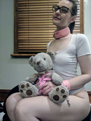 [f18+] My bear helped me practise ðŸ˜Š