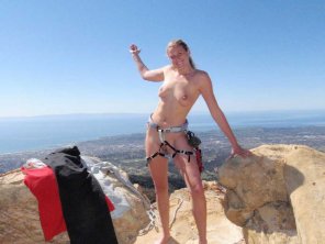 Mountaineering in the nude