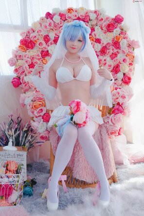 amateur pic Azami-and-Hidori-Rose-cosplay-Rem-and-Ram-ReZero-8_result