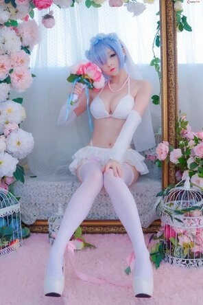 amateur pic Azami-and-Hidori-Rose-cosplay-Rem-and-Ram-ReZero-27_result