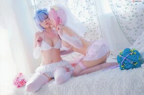 Azami-and-Hidori-Rose-cosplay-Rem-and-Ram-ReZero-35_result