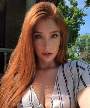 amateur pic Madeline Ford