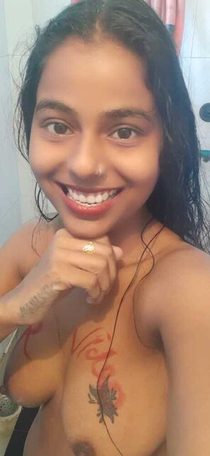 amateur pic Indian beautiful sexy slutty wife