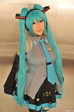 amateur pic miku003