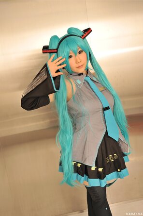 amateur pic miku004