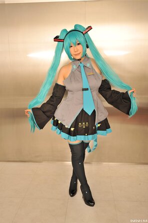 amateur pic miku010