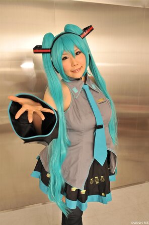 amateur pic miku013