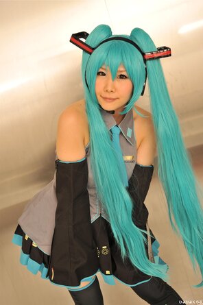 amateur pic miku016