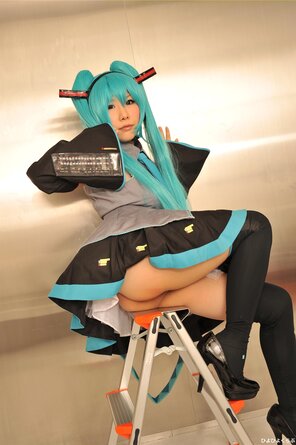 amateur pic miku089