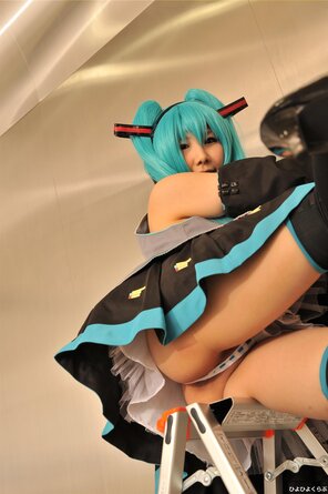 amateur pic miku095